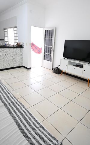 Casa à venda com 123m², 2 quartos e 2 vagas
