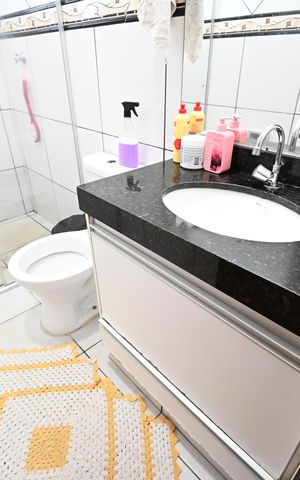 Casa à venda com 123m², 2 quartos e 2 vagas
