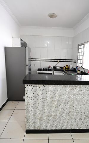 Casa à venda com 123m², 2 quartos e 2 vagas