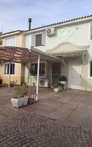 Casa de condomínio para alugar com 88m², 3 quartos e 2 vagasPlaca