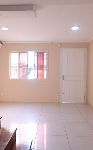 Casa de condomínio para alugar com 88m², 3 quartos e 2 vagasSala