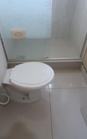 Casa de condomínio para alugar com 88m², 3 quartos e 2 vagasBanheiro 