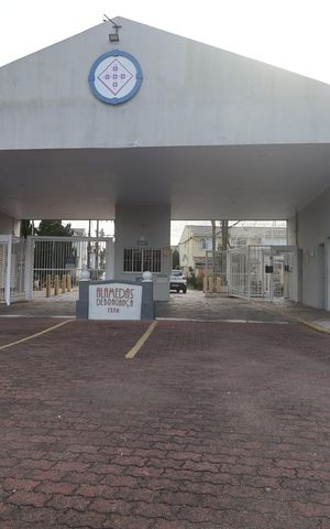Casa de condomínio para alugar com 88m², 3 quartos e 2 vagasFachada e portaria