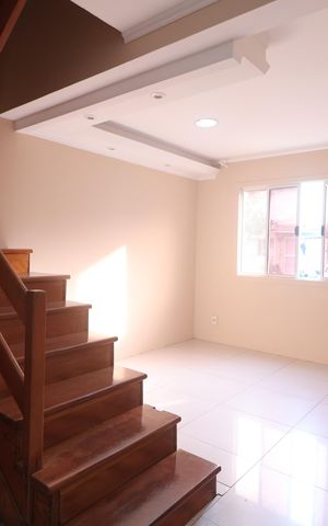 Casa de condomínio para alugar com 88m², 3 quartos e 2 vagasSala