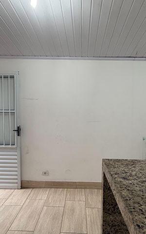 Casa para alugar com 42m², 2 quartos e sem vaga