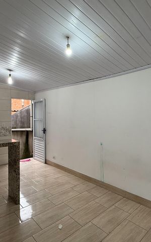 Casa para alugar com 42m², 2 quartos e sem vaga