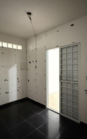 Casa para alugar com 42m², 2 quartos e sem vaga Casa para alugar com 42m², 2 quartos e sem vagaQuarto