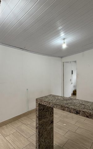 Casa para alugar com 42m², 2 quartos e sem vaga