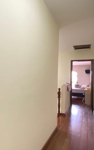 Casa para alugar com 292m², 3 quartos e 8 vagas Casa para alugar com 292m², 3 quartos e 8 vagasCorredor