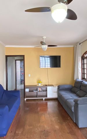 Casa para alugar com 292m², 3 quartos e 8 vagas Casa para alugar com 292m², 3 quartos e 8 vagasSala