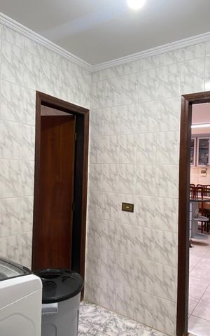 Casa para alugar com 292m², 3 quartos e 8 vagas Casa para alugar com 292m², 3 quartos e 8 vagasÁrea de Serviço