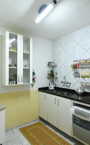 Casa à venda com 55m², 3 quartos e 2 vagasCozinha