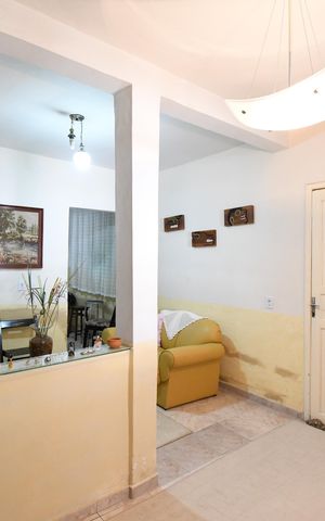 Casa à venda com 55m², 3 quartos e 2 vagasSala