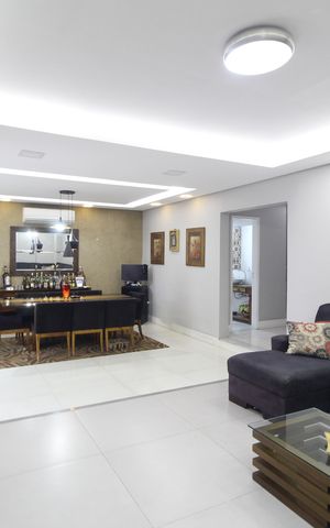 Casa à venda com 400m², 4 quartos e 4 vagasSala