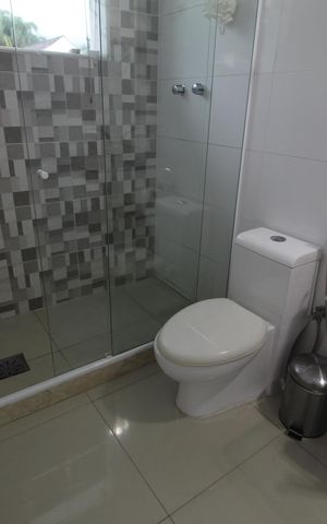 Casa à venda com 400m², 4 quartos e 4 vagasQuarto 2 - Suíte