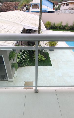 Casa à venda com 400m², 4 quartos e 4 vagasQuarto 2 - Varanda