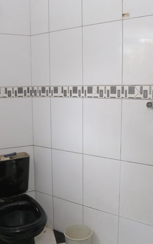 Casa à venda com 280m², 2 quartos e 6 vagas Casa à venda com 280m², 2 quartos e 6 vagasBanheiro da Suíte