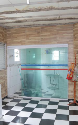Casa à venda com 280m², 2 quartos e 6 vagas Casa à venda com 280m², 2 quartos e 6 vagasQuarto 1 com suite