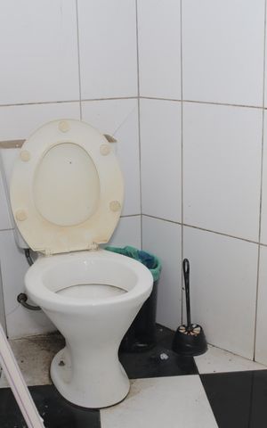 Casa à venda com 280m², 2 quartos e 6 vagas Casa à venda com 280m², 2 quartos e 6 vagasBanheiro
