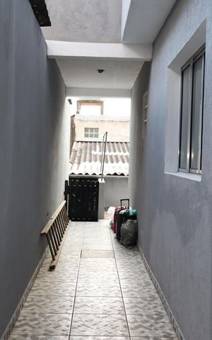 Casa para alugar com 50m², 1 quarto e sem vagaCorredor externo