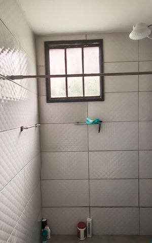 Casa de condomínio à venda com 180m², 2 quartos e sem vaga