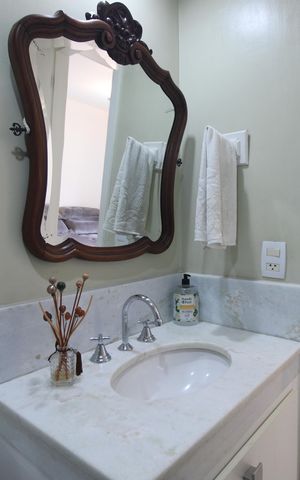 Apartamento à venda com 83m², 3 quartos e 2 vagasBanheiro social