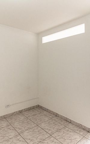 Apartamento à venda com 28m², 1 quarto e sem vaga Apartamento à venda com 28m², 1 quarto e sem vagaSala