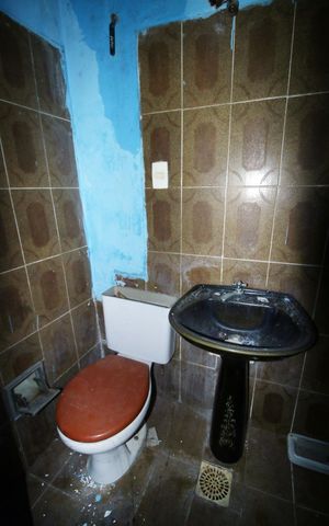 Casa para alugar com 72m², 2 quartos e sem vagaBanheiro da Suíte
