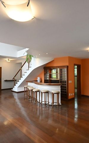 Apartamento à venda com 290m², 4 quartos e 3 vagasSala