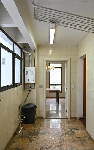 Apartamento à venda com 290m², 4 quartos e 3 vagasÁrea de Serviço 