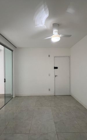 Apartamento à venda com 70m², 2 quartos e 1 vaga Apartamento à venda com 70m², 2 quartos e 1 vagaSala