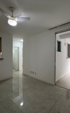 Apartamento à venda com 70m², 2 quartos e 1 vaga Apartamento à venda com 70m², 2 quartos e 1 vagaSala