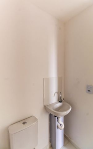 Apartamento para alugar com 29m², 2 quartos e sem vaga Apartamento para alugar com 29m², 2 quartos e sem vagaBanheiro