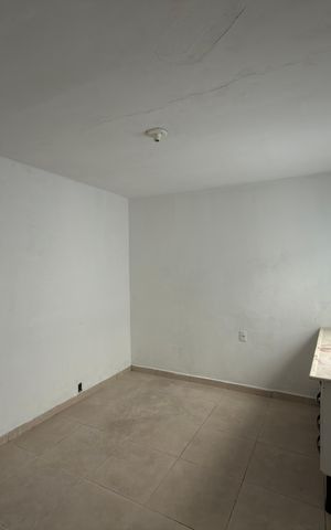 Casa para alugar com 60m², 1 quarto e 1 vaga Casa para alugar com 60m², 1 quarto e 1 vagaCozinha