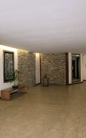 Apartamento para alugar com 95m², 3 quartos e 2 vagas Apartamento para alugar com 95m², 3 quartos e 2 vagasHall