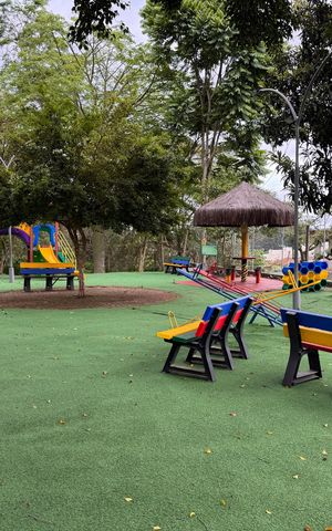 Casa de condomínio para alugar com 125m², 4 quartos e 2 vagas Casa de condomínio para alugar com 125m², 4 quartos e 2 vagasÁrea comum - Playground