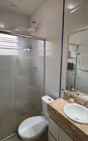 Casa de condomínio para alugar com 125m², 4 quartos e 2 vagas Casa de condomínio para alugar com 125m², 4 quartos e 2 vagasBanheiro