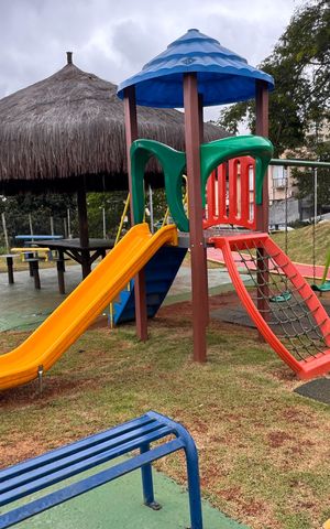 Casa de condomínio para alugar com 125m², 4 quartos e 2 vagas Casa de condomínio para alugar com 125m², 4 quartos e 2 vagasÁrea comum - Playground
