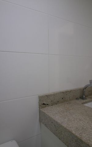 Casa à venda com 120m², 2 quartos e 2 vagasBanheiro da Suíte 1