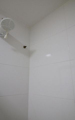 Casa à venda com 120m², 2 quartos e 2 vagasBanheiro 1