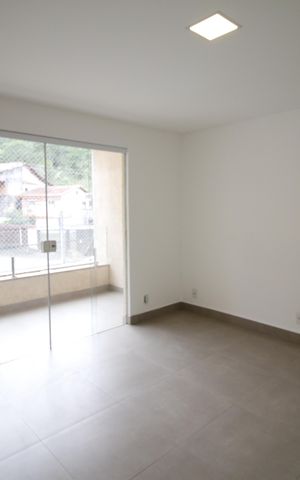 Casa à venda com 120m², 2 quartos e 2 vagasSuíte 2