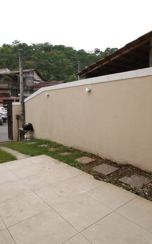Casa à venda com 120m², 2 quartos e 2 vagasGaragem