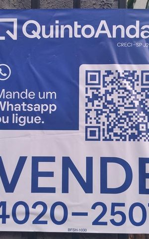 Studio à venda com 31m², 1 quarto e 1 vaga Studio à venda com 31m², 1 quarto e 1 vagaFachada