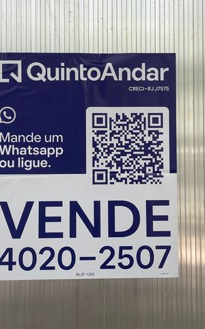 Casa à venda com 450m², 5 quartos e 4 vagasPlaquinha