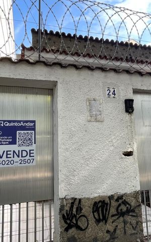 Casa à venda com 450m², 5 quartos e 4 vagasFachada