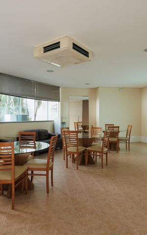Apartamento para alugar com 77m², 3 quartos e 2 vagas Apartamento para alugar com 77m², 3 quartos e 2 vagasSalão de Festas
