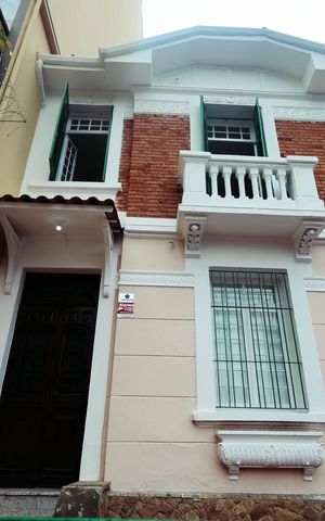 Casa para alugar com 180m², 3 quartos e sem vagaFachada
