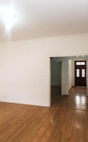 Casa para alugar com 180m², 3 quartos e sem vagaSala 1