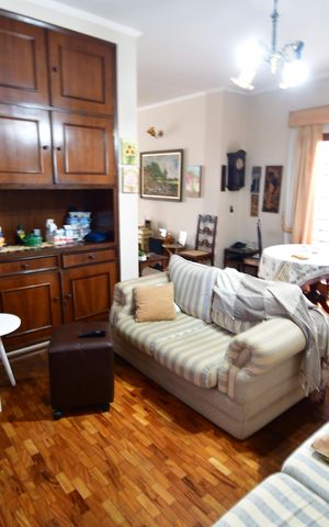 Casa à venda com 365m², 3 quartos e 2 vagasSala de TV