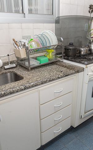 Apartamento à venda com 128m², 2 quartos e sem vaga Apartamento à venda com 128m², 2 quartos e sem vagaCozinha
